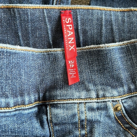 SPANX Denim Skinny Jeans Pants Raw Hem Pull On Medium Wash Denim 18511 XSmall - Picture 10 of 13